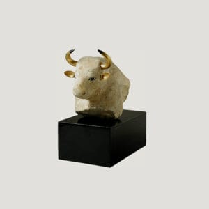 Bull Statue - Image 2